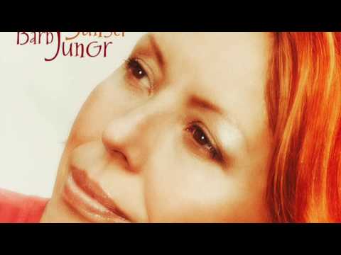 download lagu mp3 mp4 Barb Jungr Waterloo Sunset, download lagu Barb Jungr Waterloo Sunset gratis, unduh video klip Barb Jungr Waterloo Sunset