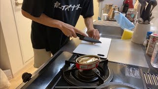 #2 荒ぶる一人暮らし男性によるイワシ缶のアヒージョ【料理】