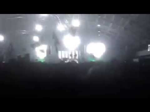 Borgeous feat DVBBS- Tsunami (Crush SoCal) Insomniac Event Nos Center 2/13/16