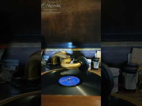 A Stranger in Peree - Vincent Lopez his Orchestra Vocalion Records #4129 1938