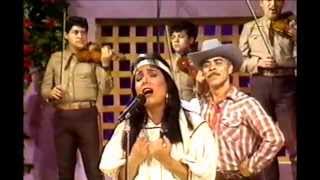 CARMEN CARDENAL - "El Cielo de Chihuahua" ( Los ojazos verdes de la canción ranchera )