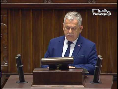 Aleksander Mrówczyński pyta o etaty i broni reformy szkolnej