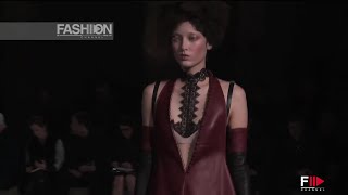 ALEXANDER MCQUEEN Full Show Paris Fashion Week Fall 2015 by Fashion Channel