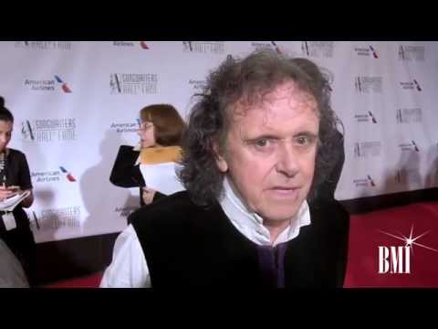 Donovan at the 2014 Songwriters Hall of Fame Induction Gala