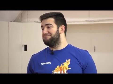 "Pall korvi" - Robert Rool