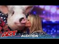 Pigs Got Talent! Heidi Klum KISSES Talented Pig For 
