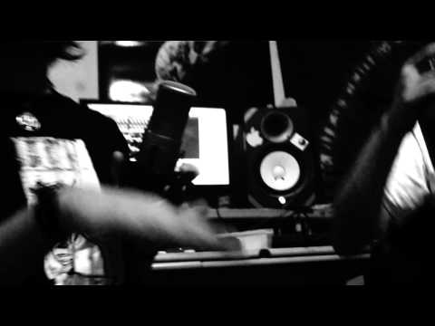 CREW 5000 - Berg Money Song (Official Video) / MC BILLY MACE & MC FREE WILLY