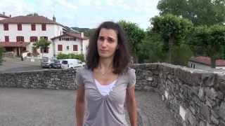 preview picture of video 'Piment espelette : le village (partie 2/5)'