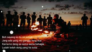Download lagu JANG GANGGU - SHINE OF BLACK - COVER LIRIK ( COVER BY NABILA MAHARANI FT TRI SUAKA) mp3