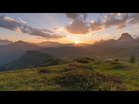 Italian beauty in 8K resolution: Dolomites