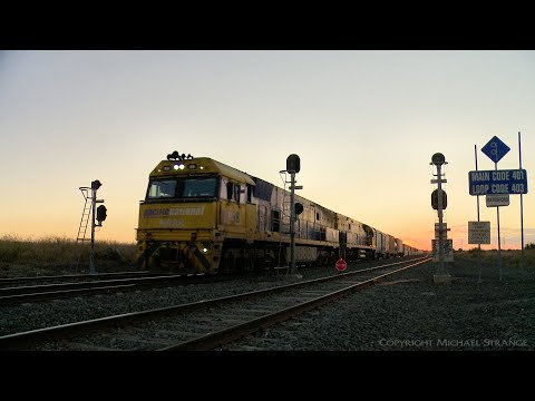4PM6 Freight Train At Sunset (27/3/2021) - PoathTV Australian Trains & Railways