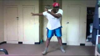 Mousa Dances to It&#39;s a Wonderful life (Gonna Have A Good Time)