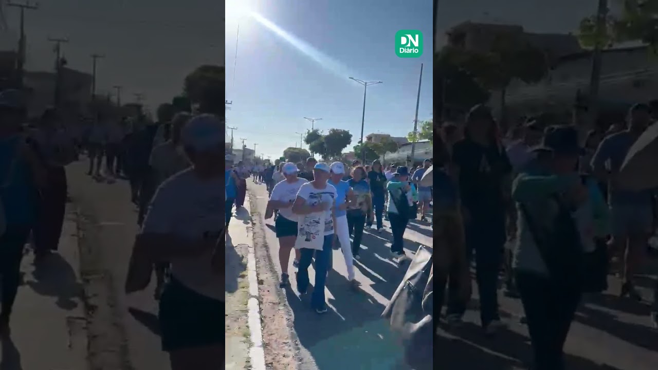 Imagem da notícia Caminhada com Maria reúne multidão de fiéis e percorre 11 km em Fortaleza; veja imagens