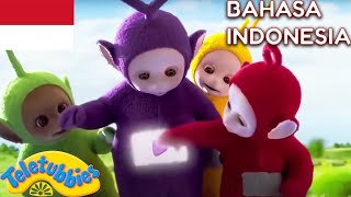 Download lagu ★Teletubbies Bahasa Indonesia★ SELAMAT TAHUN BARU! Main Berantakan ★ Full Episode - HD | Kartun Lucu mp3