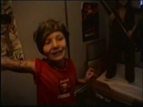 Heimagert tónlistarmyndband við Láttu mig vera eftir 200.000 naglbíta (2003)