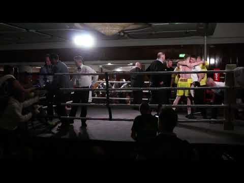 James Tennyson v Arnaldo Solano | February 2018 | Europa Hotel