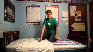 How to Short Sheet a Bed (Apple Pie Bed)