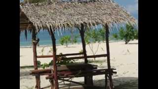 preview picture of video 'HAPPY BEACH BUNGALOWS   Koh Phangan   Thailand'