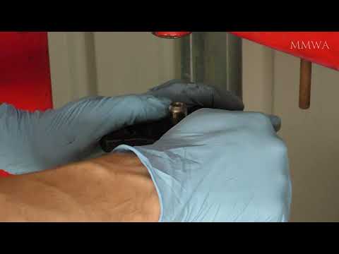 Das Differential des roten W124 wurde mit neuen Dichtungen montiert.