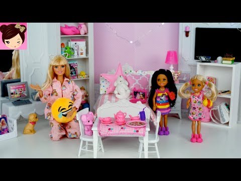Barbie Chelsea Evening Routine  Pink Bedroom Sleep Over - Pajama Party