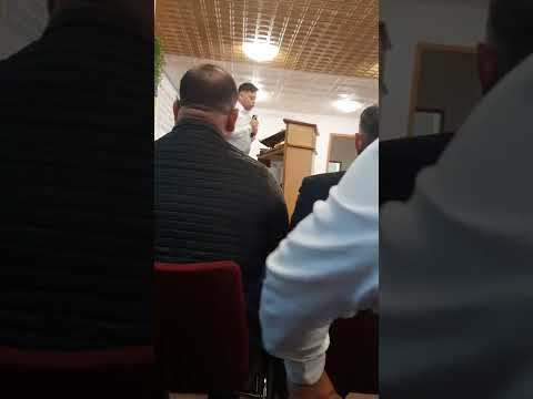 Fratele Beniamin Ursaru  la biserica Bethel magdeburg.  Dumnezeu e cu tine