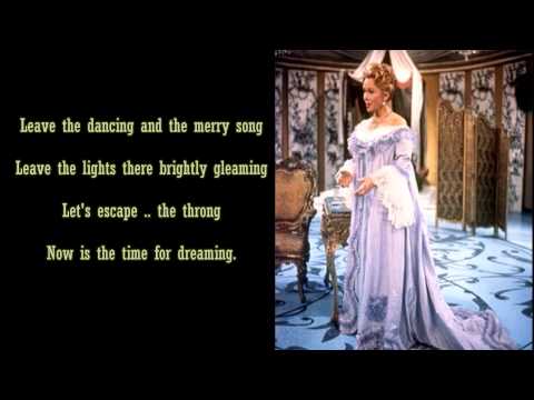 download lagu mp3 mp4 Im Chambre Separee, download lagu Im Chambre Separee gratis, unduh video klip Im Chambre Separee