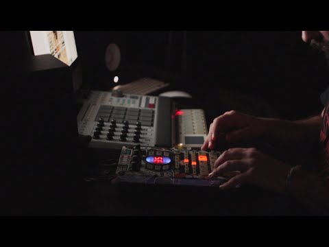 NeBrit - Minute Man (Roland SP 404 SX)