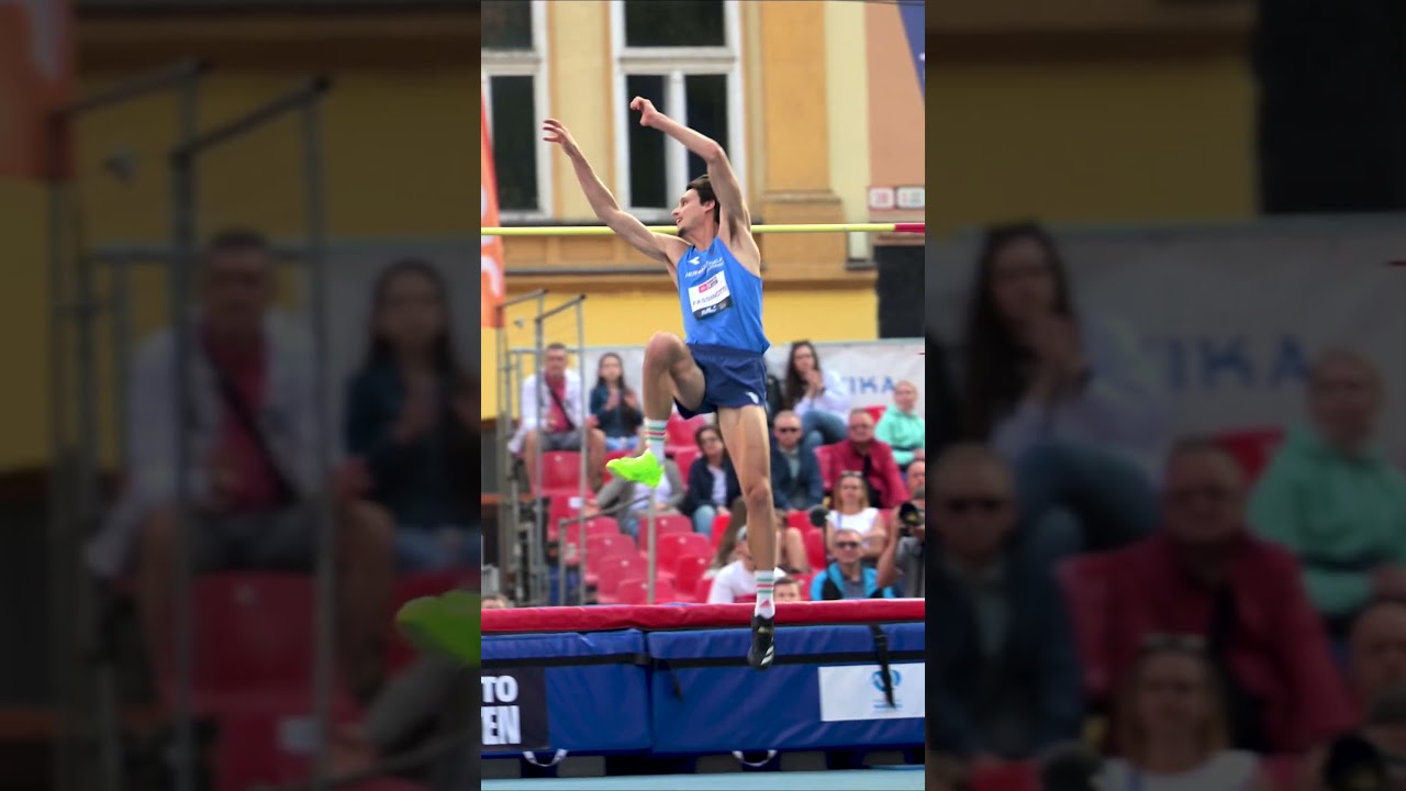 Italian Champion x3 Marco Fassinotti Looks Smooth Over 2.21m at JBL Jump Fest