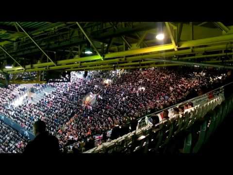 "God save the Queen" - England Fans in Dortmund