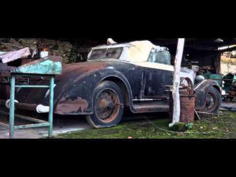 Video: Espectacular colección de autos abandonada.