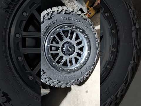 Mickey Thompson Baja Boss A/T