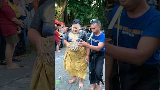 Download lagu Demit Bantengane Ngerjain Penonton Eps-321 #bantengan #ndadi #jaranan #mberot #barongan #shorts mp3 Download lagu Demit Bantengane Ngerjain Penonton Eps-321 #bantengan #ndadi #jaranan #mberot #barongan #shorts mp3