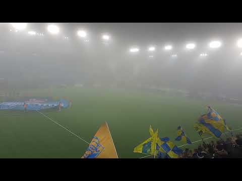 Brann - Jerv Eliteserien kvalifisering 15.12.2021 spillerne kommer på banen på Intility Arena