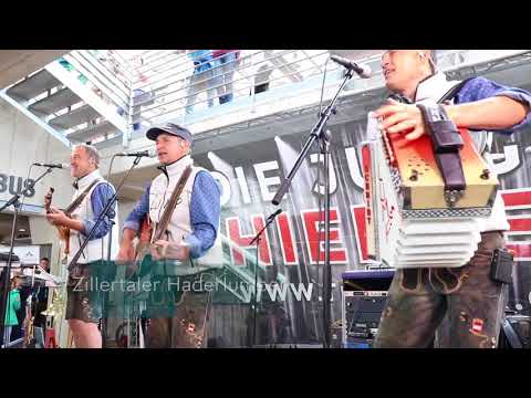 Fanwanderung „Die Zillertaler Haderlumpen" zur Krocha Alm vor dem Open-Air Festival 2018