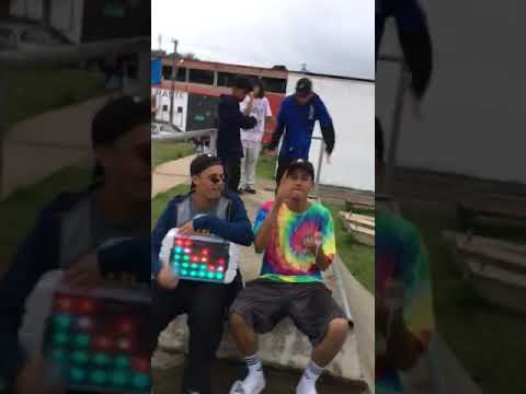 Mc kalzin e Mc GW -Só socadão(N.G.D.J oficial)