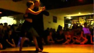 MARIO DE CAMILLIS Y BARBARA WAINNRIGHT EN LA MILONGA 10 02/04