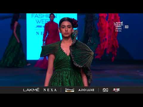 Vaishali S Presents BENEATH Lakme Fashion Week Spring Summer 2023
