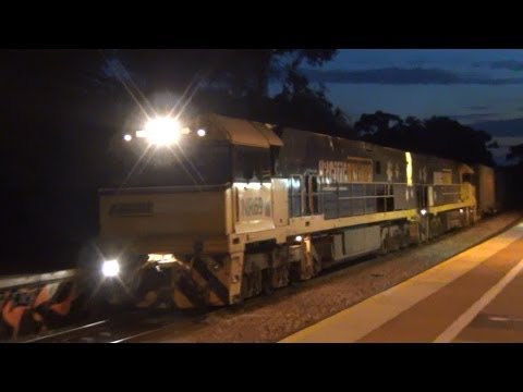 Pacific National 1PM5 Passing Lynton Train Station