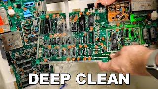 A relaxing interlude: Washing C64 Mainboards