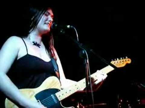Rose Kemp - Saturday Night (live)