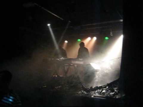 Bong Selecta meets Majestic @ Bass In Ya Face 2009 part2