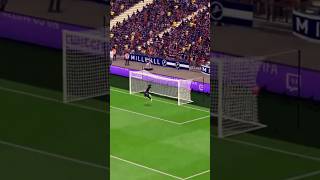 Que increíble zapatazo mando