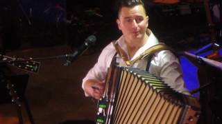 Andreas Gabalier - MTV unplugged München - Vergiss die Heimat nie