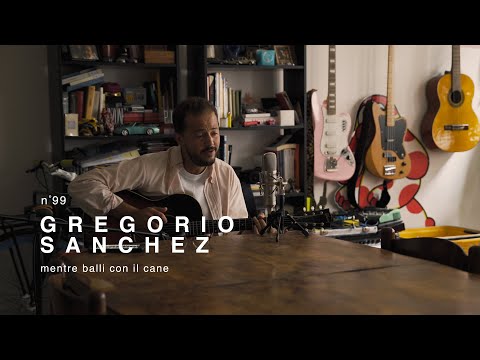Mentre Balli Con Il Cane - Gregorio Sanchez