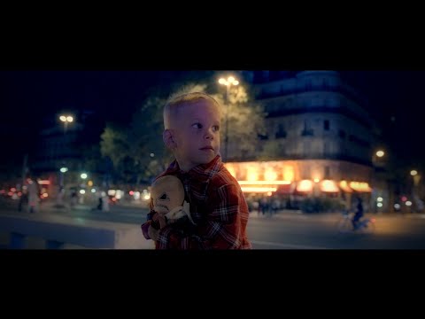 Video thumbnail for Comme si de rien n’était