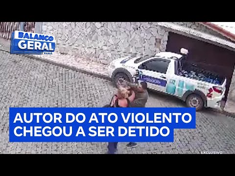 MULHERES SÃO AGREDIDAS EM JUQUITIBA NO BAIRRO DA PALMEIRA JUQUITIBA NA RECORD  SE LIGA AÍ MANO.