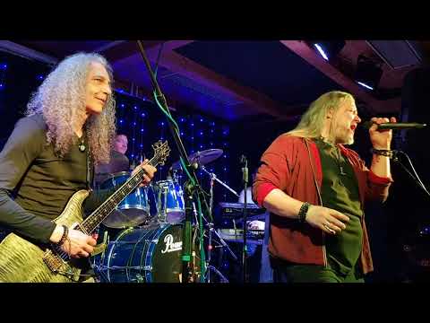 Korál Tribute Band: A csönd éve (Legenda 2025. 12. 19.) - Balázs Fecó és Kovács Kati cover