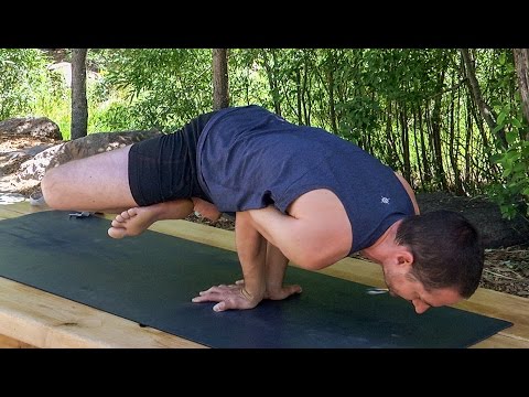 Mini-Workshop: Lotus Pose / Padmasana with Noah Maze