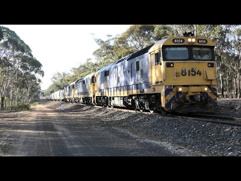 8154-10-24 on 7936V ex Birchip with XGAY & NGXH  hoppers seen at Dunolly. 07-09-20. 16.35.17.