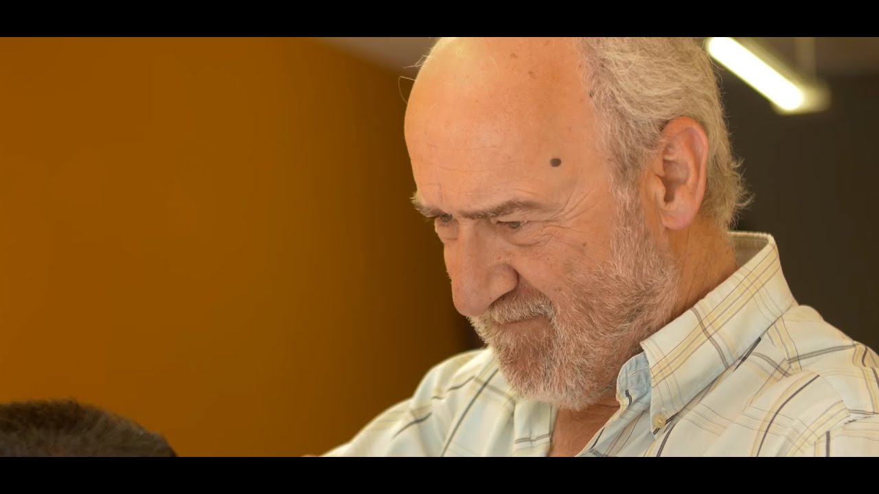 Os presentamos a Manuel Del Cueto, usuario de implante osteointegrado Ponto